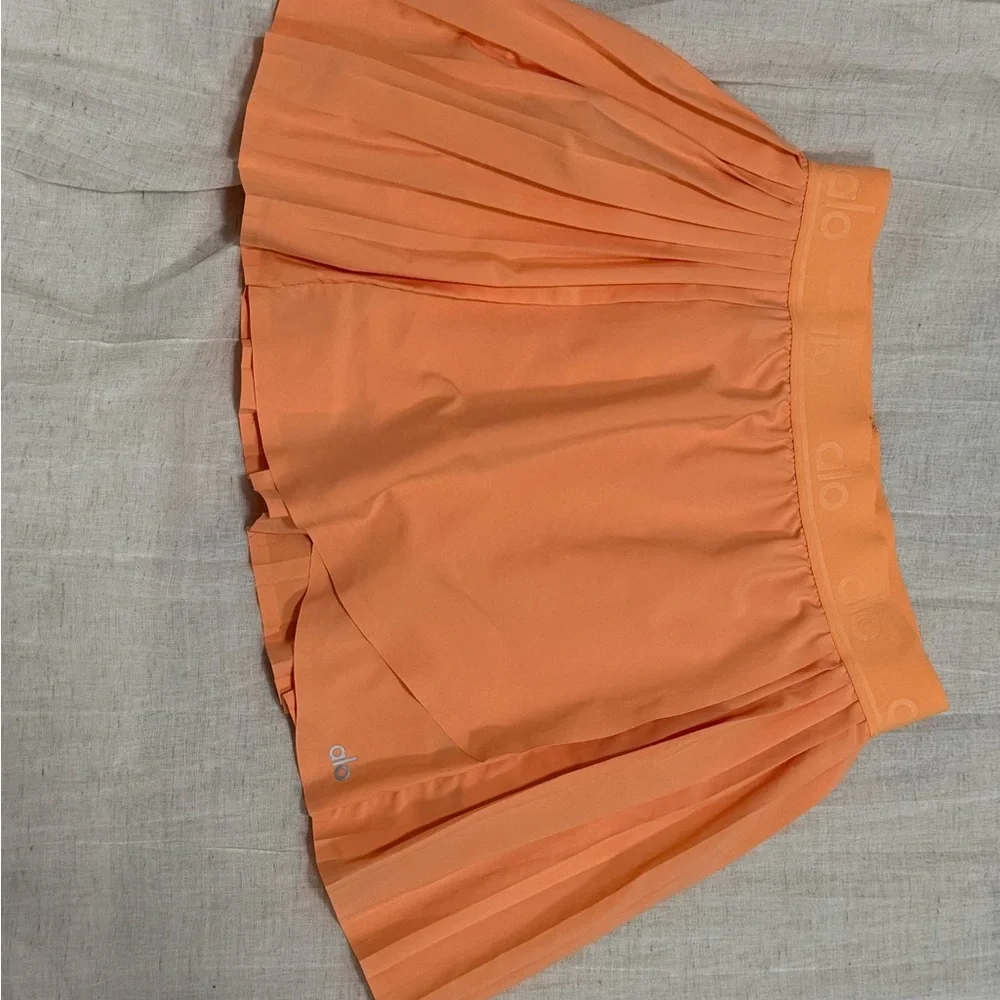 ALO Yoga Vibrant Orange Activewear